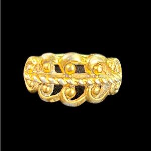 VTG Avon Ornate Gold Women's Ring